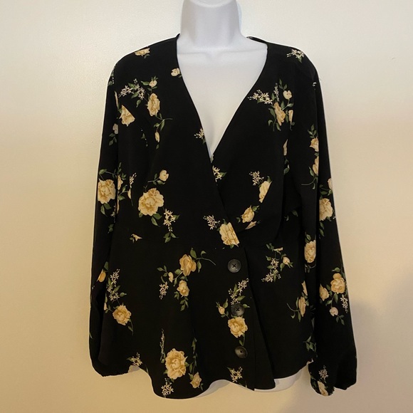 torrid Tops - Torrid Floral Blouse
